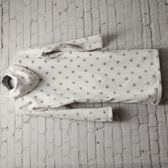 Sweater Robe - Picture 2 of 5